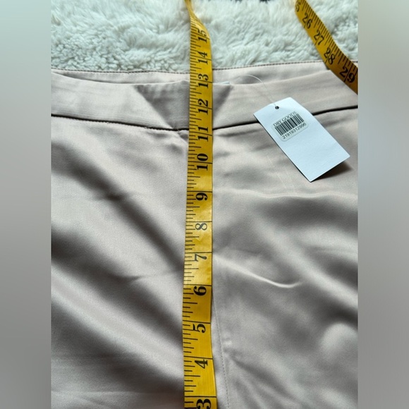 HYFVE Set to Love Satin High Waist Wide Leg Pant In Champagne Size Small - Picture 9 of 11
